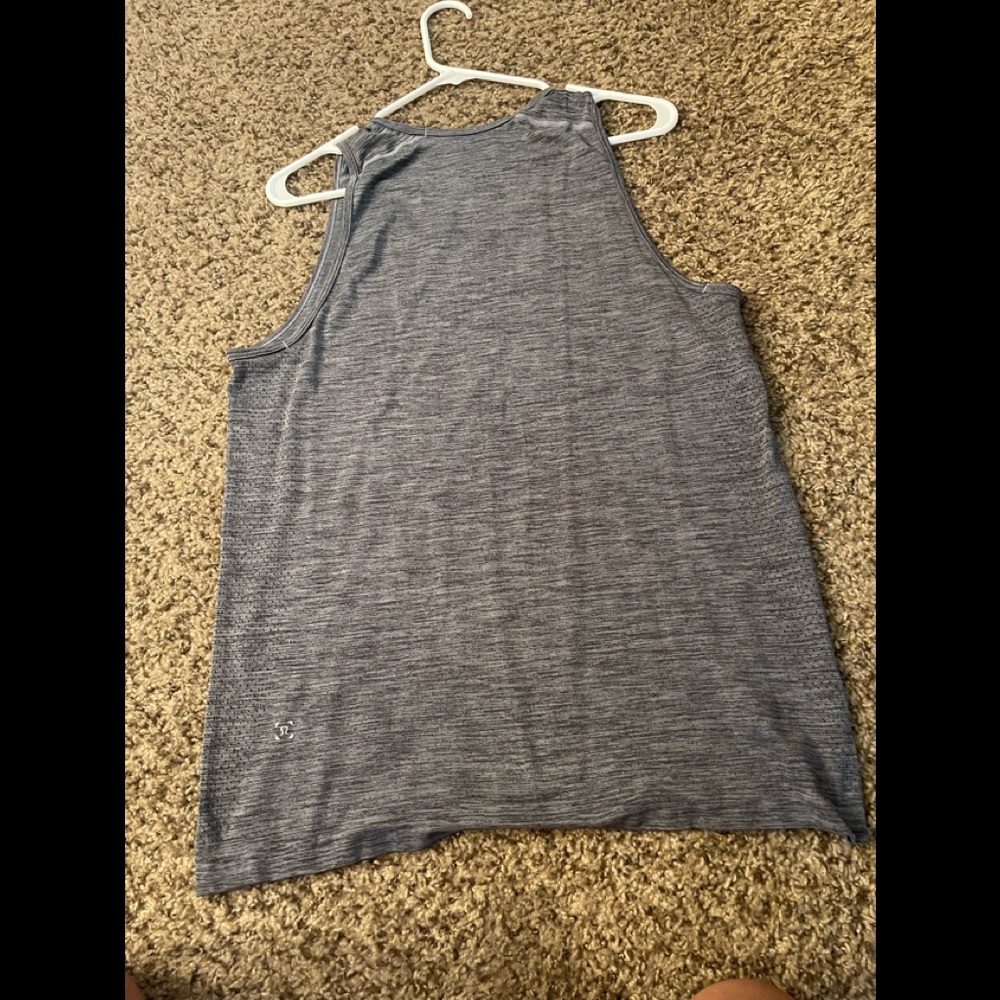 Lululemon Medium Metal Vent Tank Tops